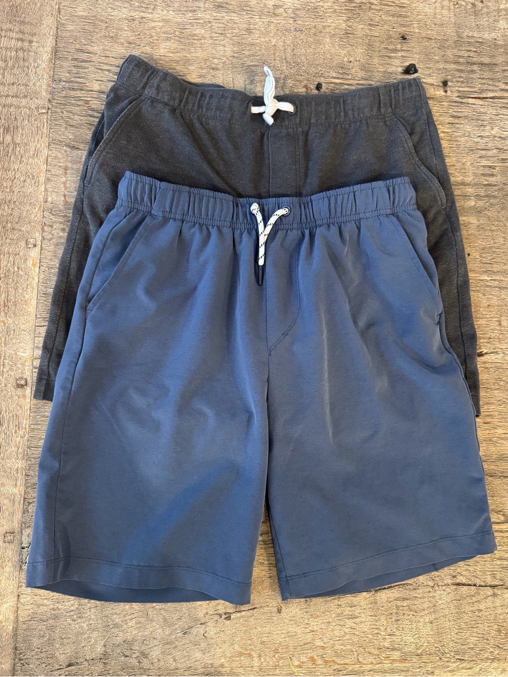 Vineyard Vines Navy and Grey Performance Drawstring Shorts Bundle - Youth XL